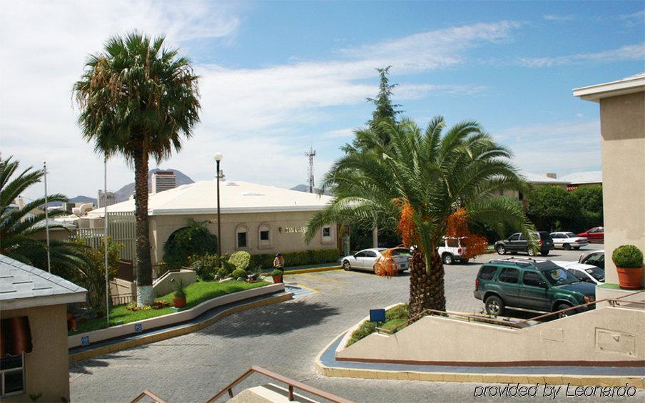 & By Ihg