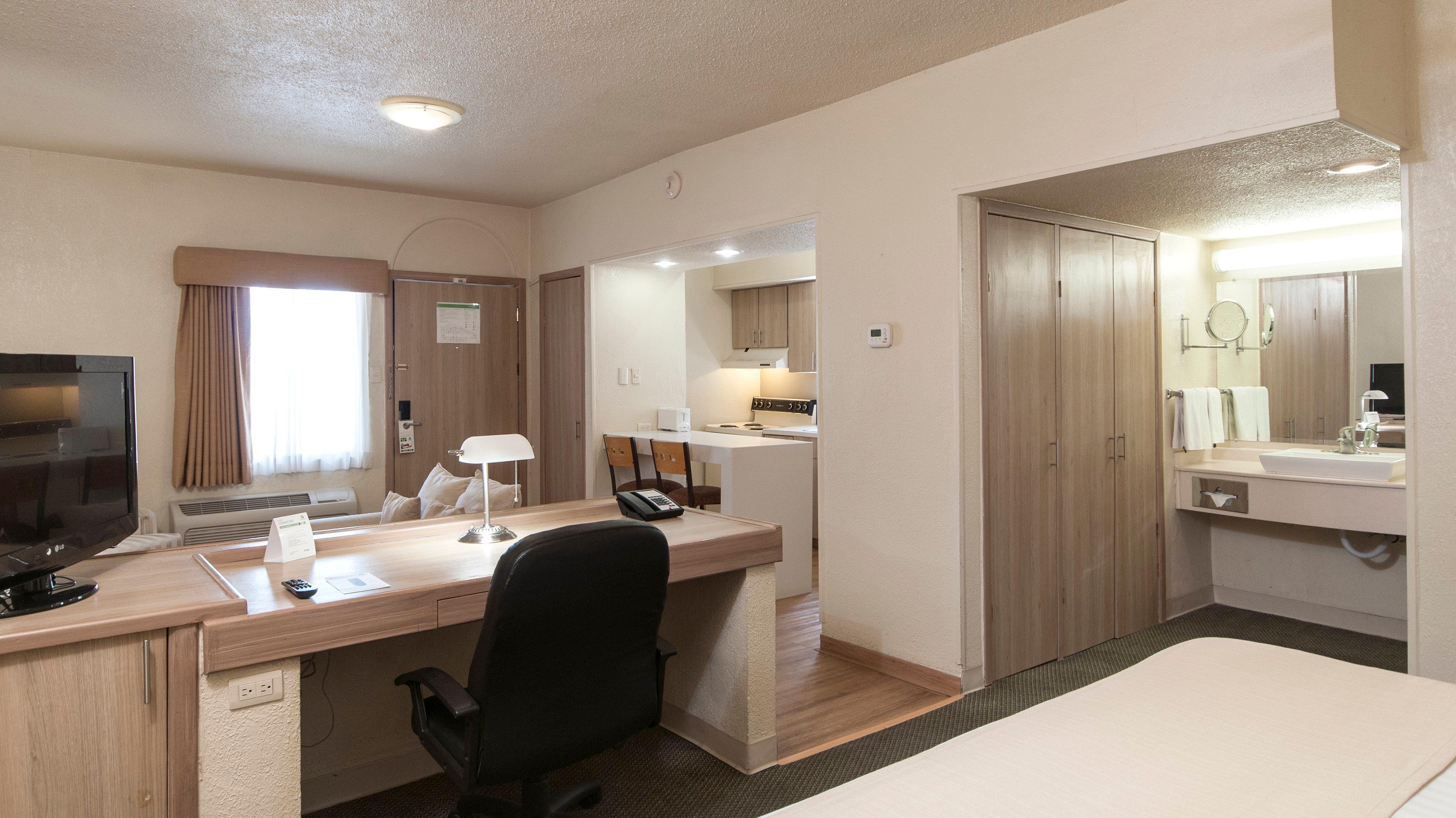 & By Ihg Chihuahua
