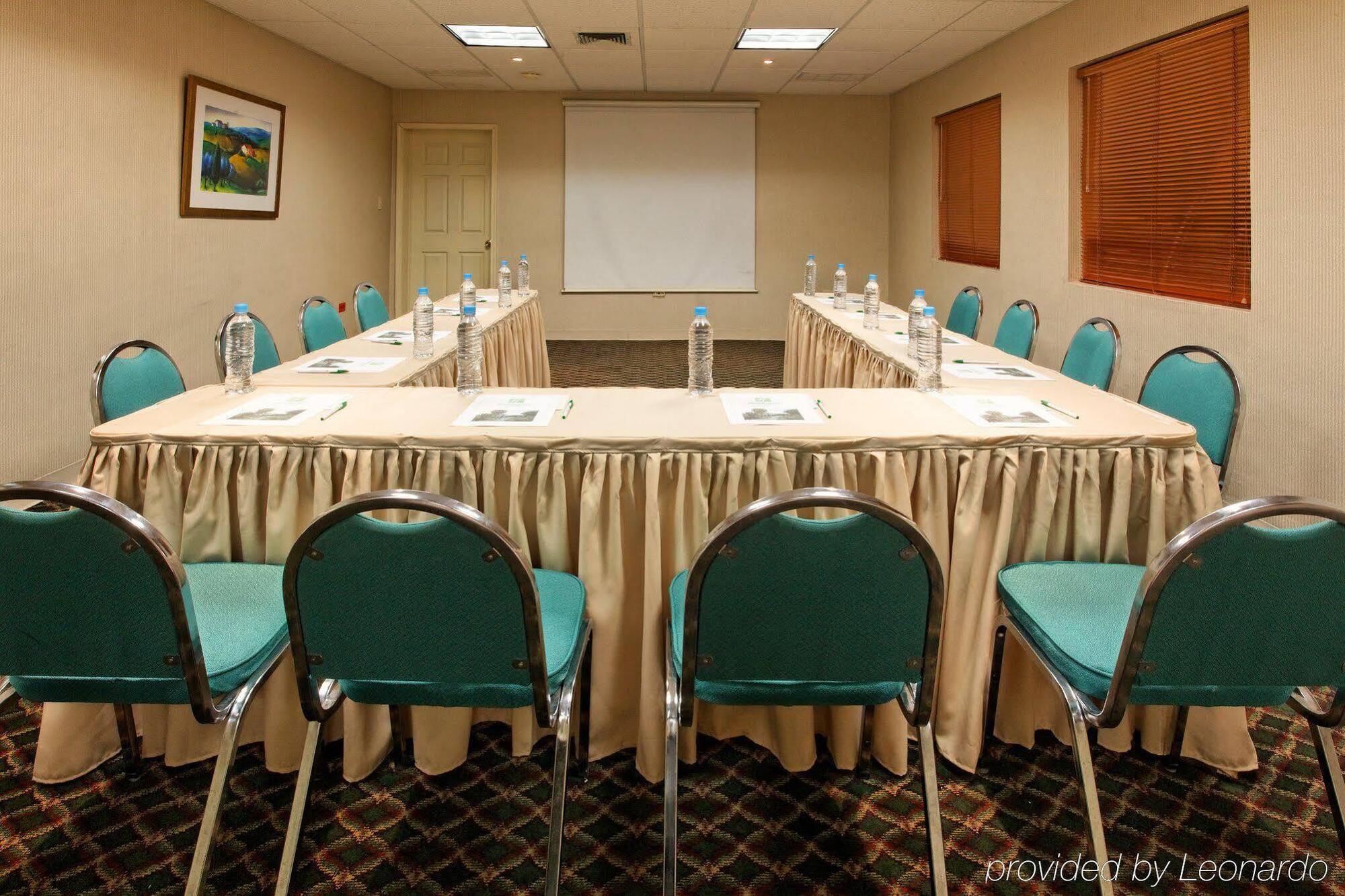 & By Ihg 5*